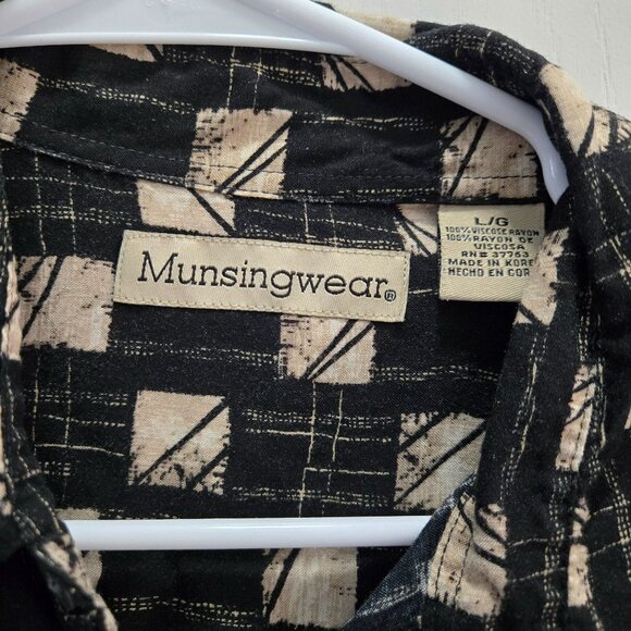 Vintage Munsingwear Short Sleeve Button-Up Men's Shirt L - Picture 3 of 6